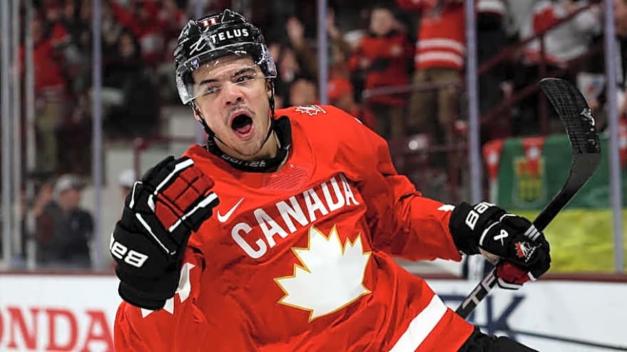 Top Mammoth Prospect Following in Father's Footsteps at WJC