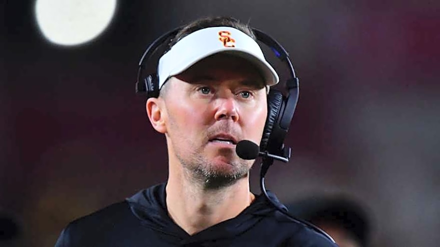 USC's Early Top 25 Ranking Amid Spring Practice Might Surprise Trojan Fans