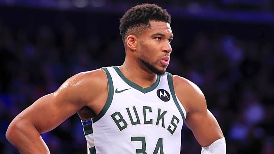 Giannis Antetokounmpo Sparks Knicks Rumors With Cryptic Behavior