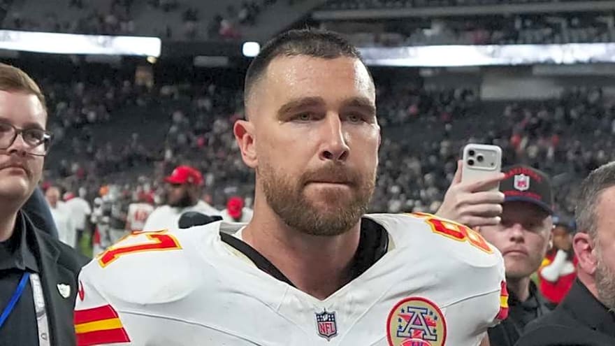 Chiefs Sign Tight End, First Move Toward Potential Kelce Retirement