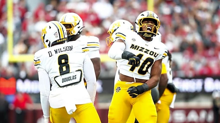 Colts Focus on Front Seven With Early Picks in New Draft Projection