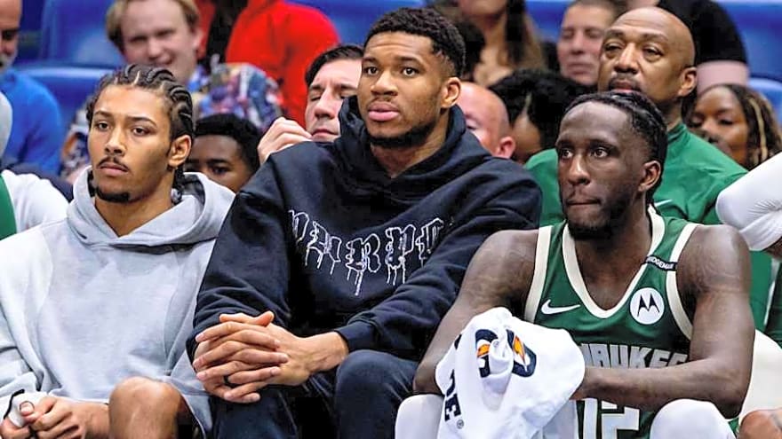 Bucks’ Giannis Antetokounmpo Predicted to Be Next Superstar to Request Trade