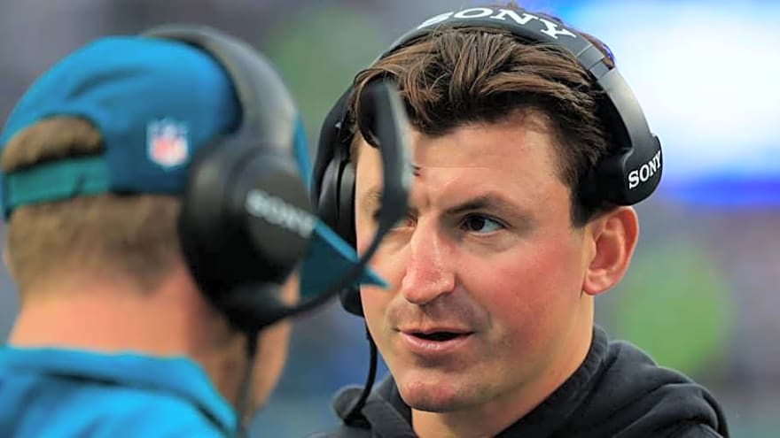 Who is Bills' popular head coach interviewee Grant Udinski?