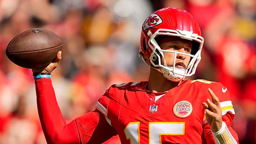 Two AFC Quarterbacks in Talks for Extensions Benefits Chiefs