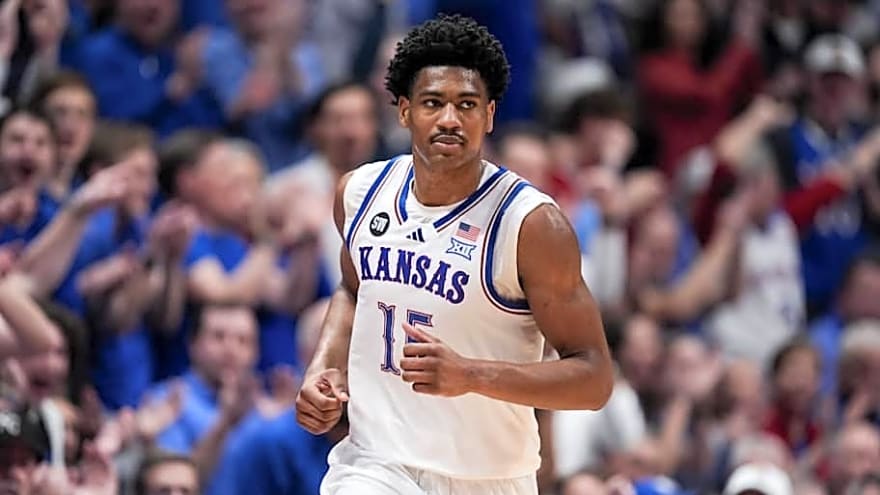 Kansas Basketball: Bryson Tiller, Paul Mbiya Enter Transfer Portal