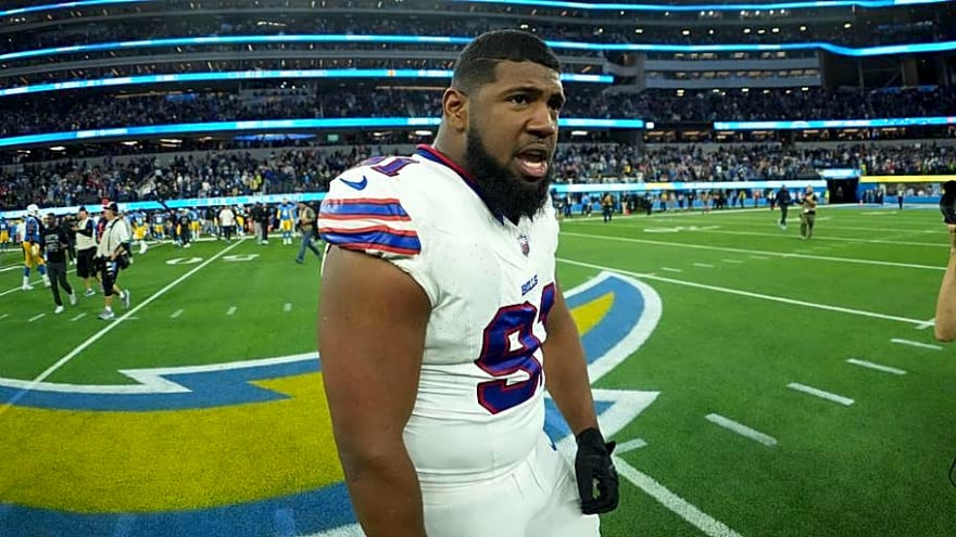 Ed Oliver Optimistic About Future in Bills' New Defense While Sidelined at OTAs