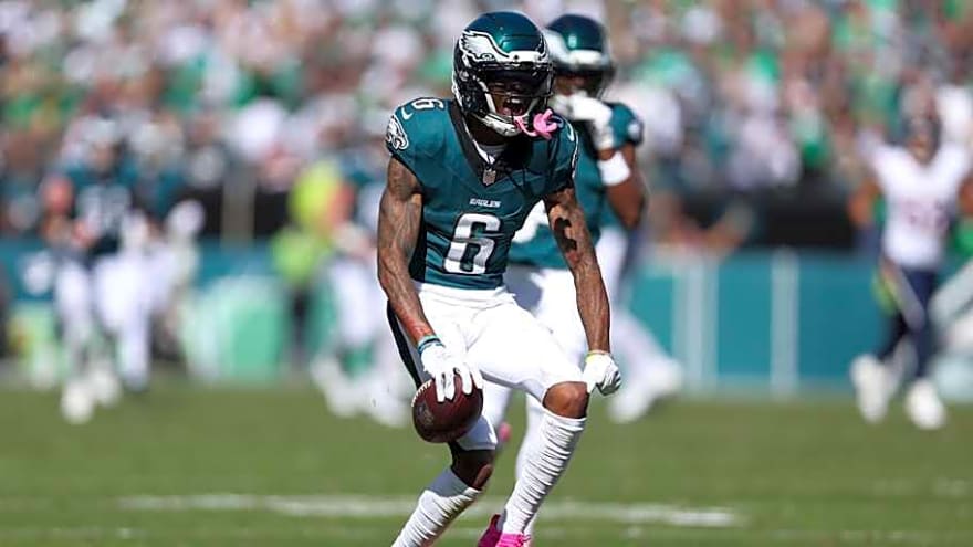 Eagles&#39; DeVonta Smith Quietly Is Having A Career Year