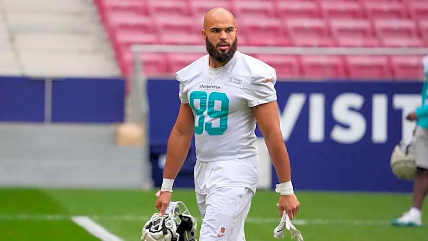 Why Dolphins Coach Never Wavered on TE Julian Hill