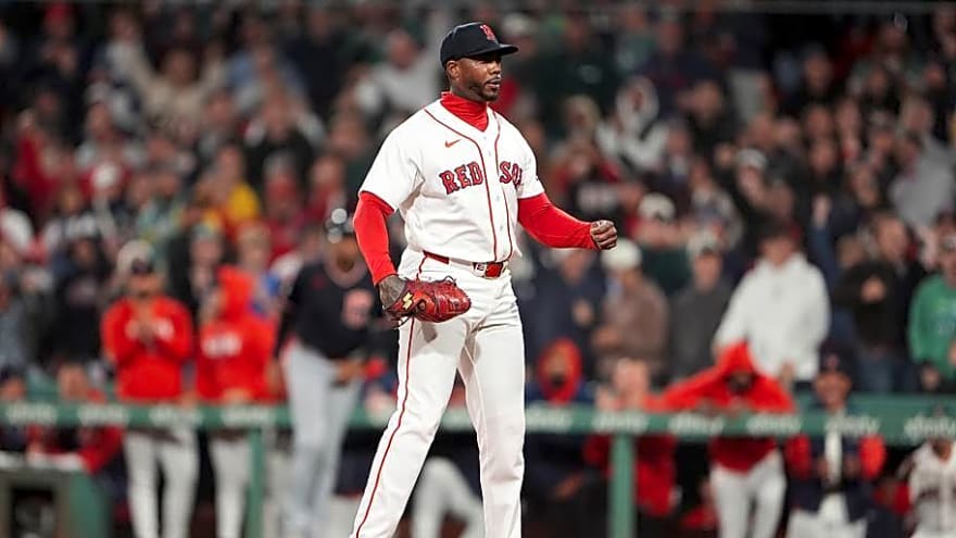 Red Sox, Aroldis Chapman Make $13M Contract Official for 2027: Report