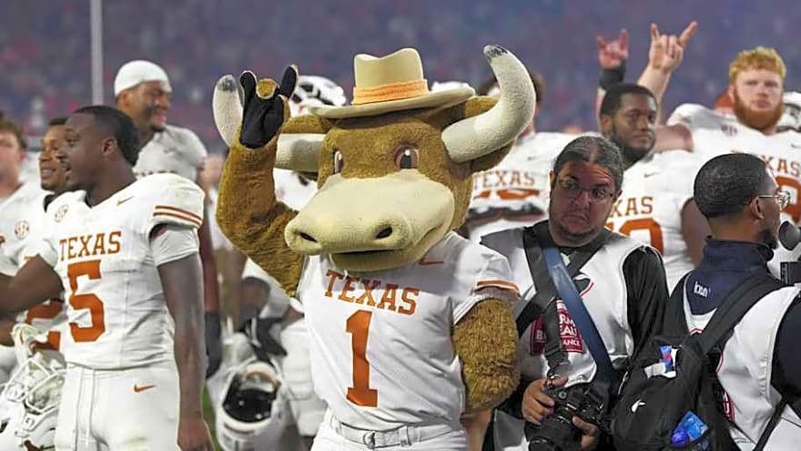 Here&#39;s The Texas Longhorns&#39; Slim Path to the College Football Playoff