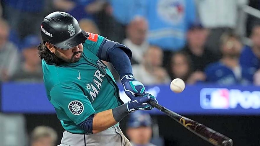 NL Central Team Predicted to Steal Eugenio Suarez from Mariners