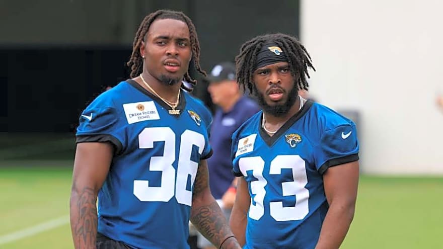 What Jaguars' Liam Coen Really Needs From Bhayshul Tuten, LeQuint Allen