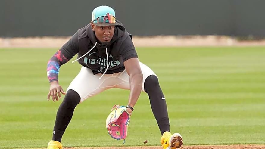 Sloppy Defense Plagues D-backs in Ugly Loss to Dodgers