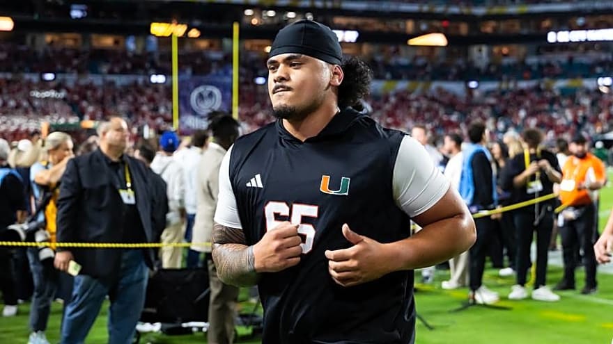 Miami Football Looks to Clean Up Guard Issues That Linger Before ACC Play