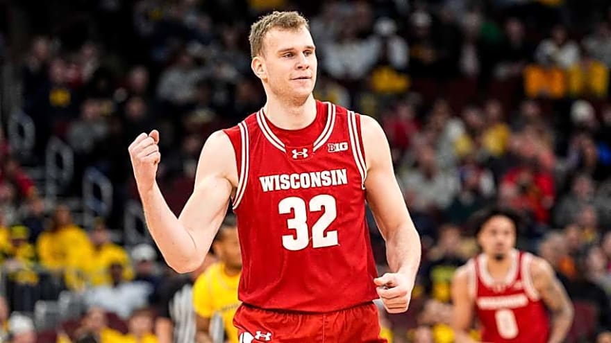 Former Wisconsin Forward Aleksas Bieliauskas Transfers to SEC Program
