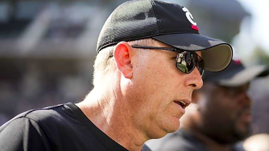 Cincinnati Bearcats Football HC Scott Satterfield Named to Midseason Coaching Award Watchlist