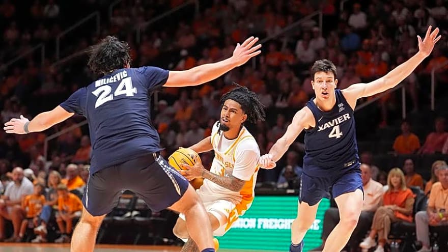 Tennessee Basketball Players Terrence Hill Jr. and Troy Henderson React to Loss against Xavier