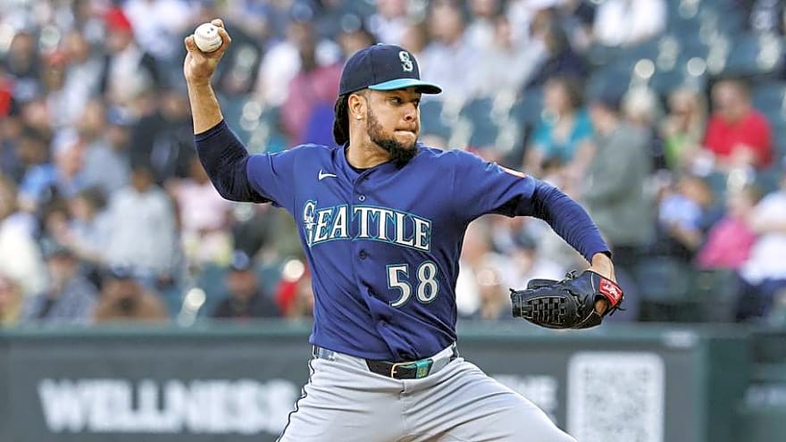 Mariners Fans’ Frustration Boils Over After Latest Luis Castillo-Bryce Miller Reversal