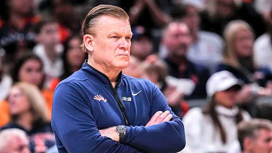 Illinois Basketball Extends Offer to Athletic Center From Class of 2027