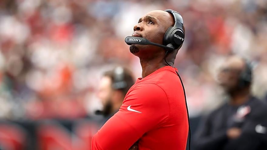 DeMeco Ryans Knows Exactly What Texans Need to Beat Colts in Week 3