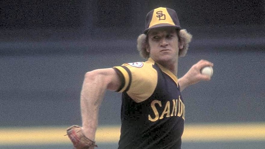 Padres Honor Randy Jones With No. 35 Patch