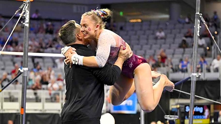 No. 1 Oklahoma Tops No. 2 LSU  in Front of Record Crowd