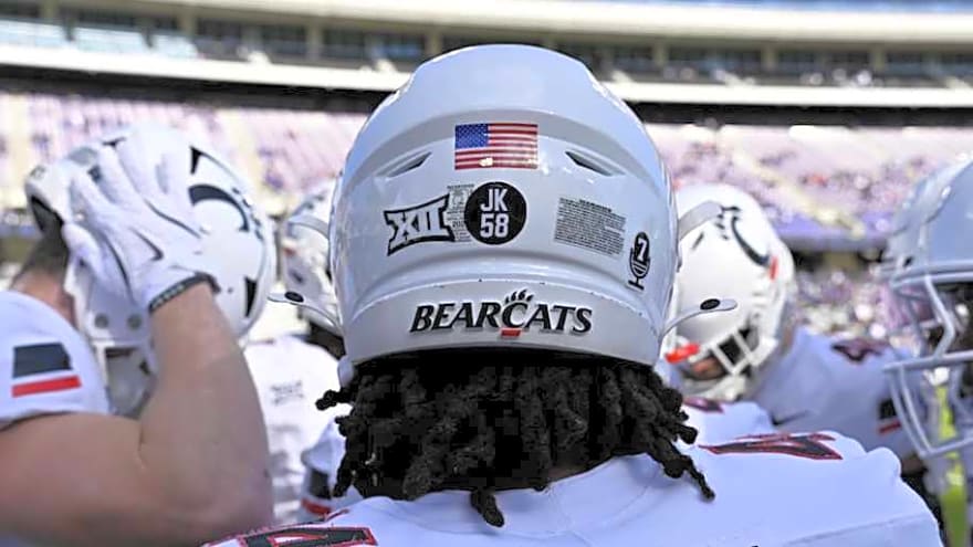 Cincinnati Bearcats Football Earns Three-Star 2027 Commitment From Ohio Offensive Lineman Jalen Webb