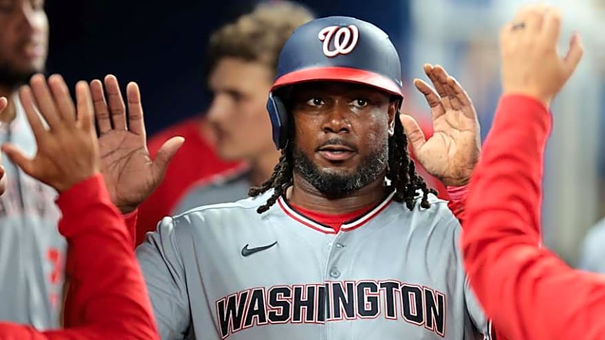 Josh Bell Could Return to Nationals in This Specific Role