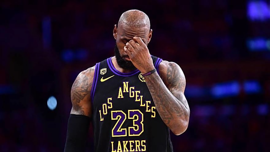 Why LeBron James Should Finish His Career with the Miami Heat