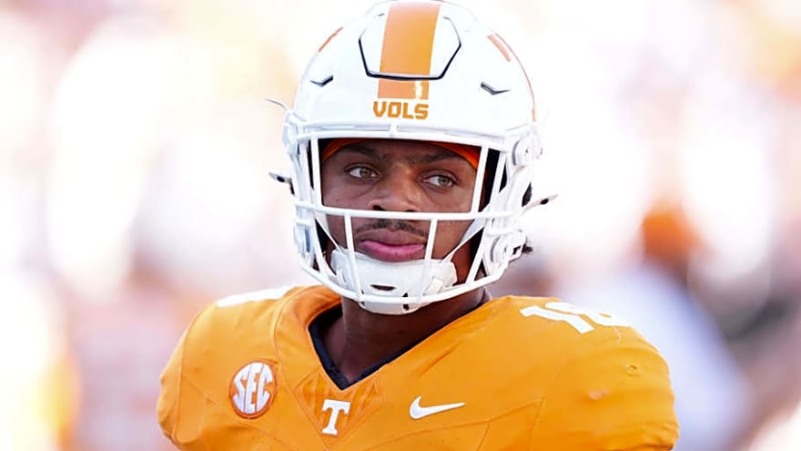 Josh Heupel Provides Injury Update on DeSean Bishop Ahead of Tennessee vs Alabama