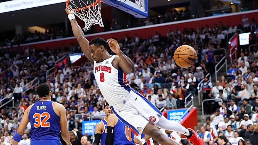 If The Atlanta Hawks Actually Want Jalen Duren, They Should Wait Until Next Summer
