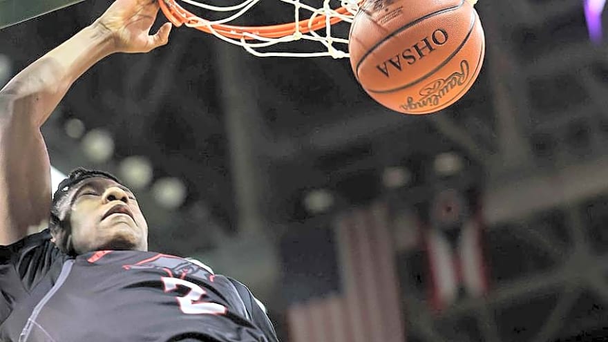 Recruiting Roundup: Cincinnati Nails Down Official Visit With Local Four-Star 2027 Talent