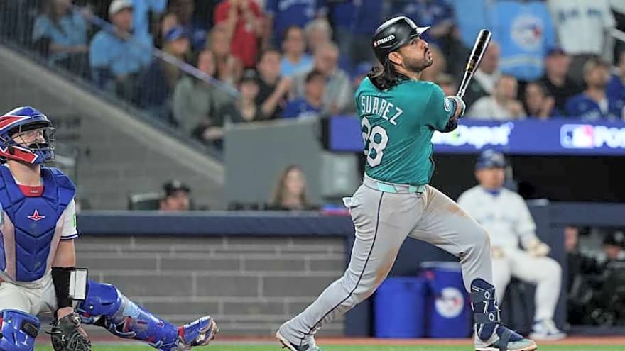 Would Eugenio Suarez REALLY shun Seattle for Pittsburgh?