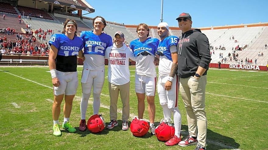 Projecting the Depth Chart for Oklahoma's Offense Heading Into the Summer