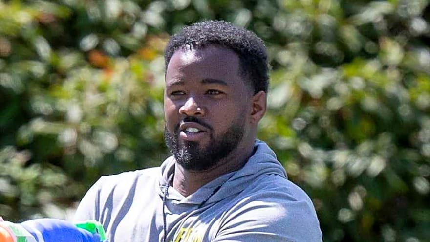 Ra'Shaad Samples Doesn't Hold Back on Oregon Ducks Running Back Additions