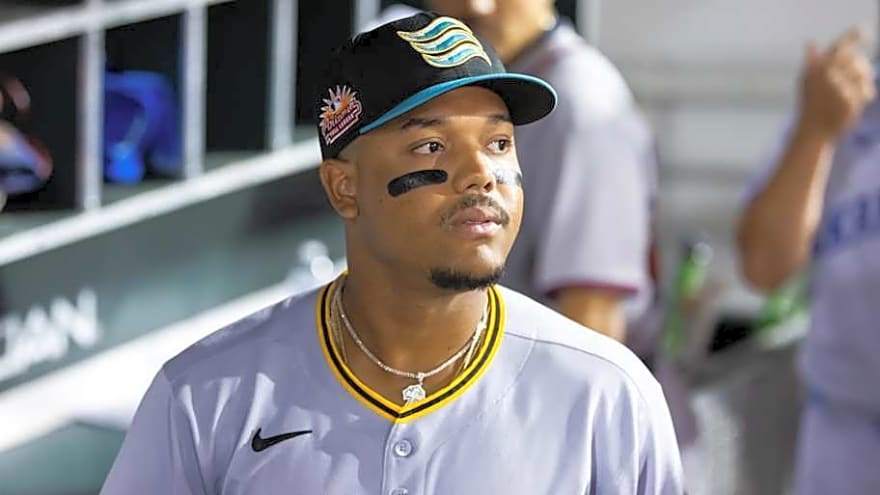 Pirates' Esmerlyn Valdez Has High Expectations for 2026