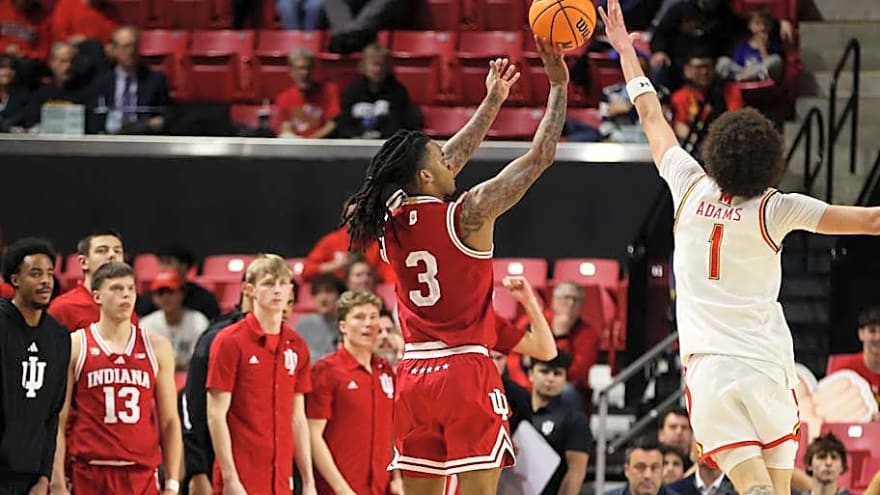 'For Real?' Lamar Wilkerson Scores 16 Straight, Leads Indiana Basketball by Maryland
