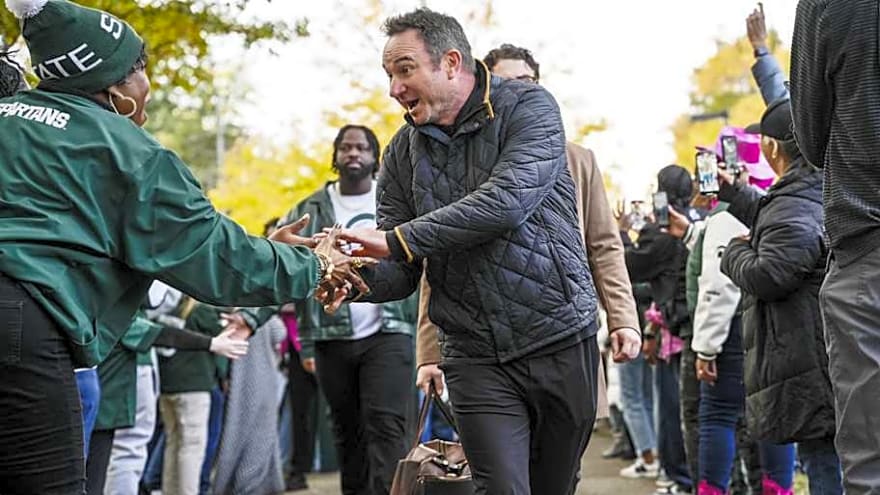 Uncovering the Victor in the Battle of the Marshes