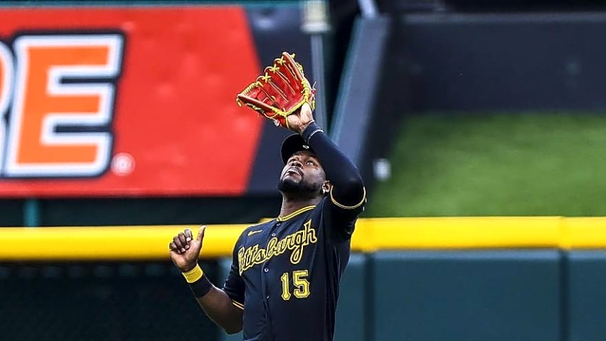 Pirates Outfield Needs to Fix Costly Problem Before It's Too Late