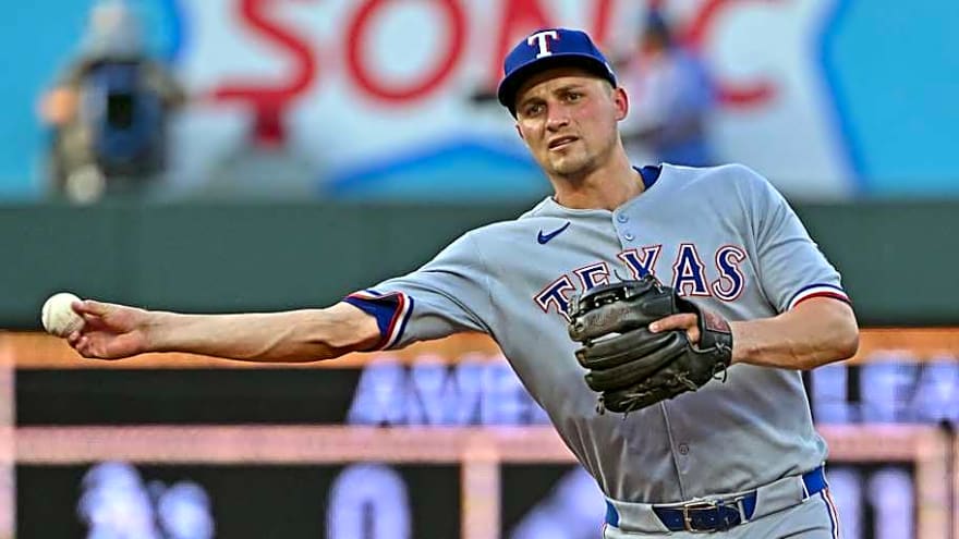 Yankees Could Steal Star Shortstop in Rangers Salary Dump