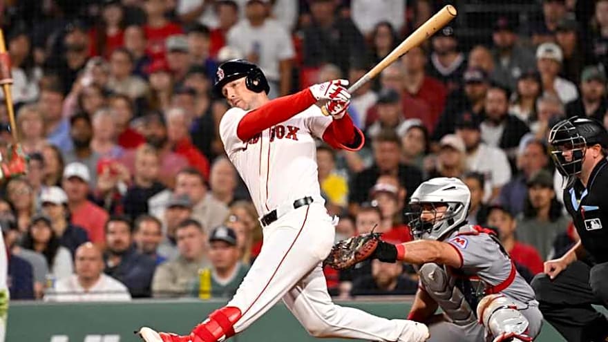Scott Boras Sends Alex Bregman-Red Sox Message Before Tough Decision