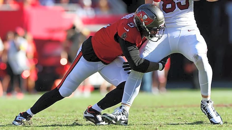 3 Free Agent Pass Rushers That Make Sense For Browns After Alex Wright's Injury