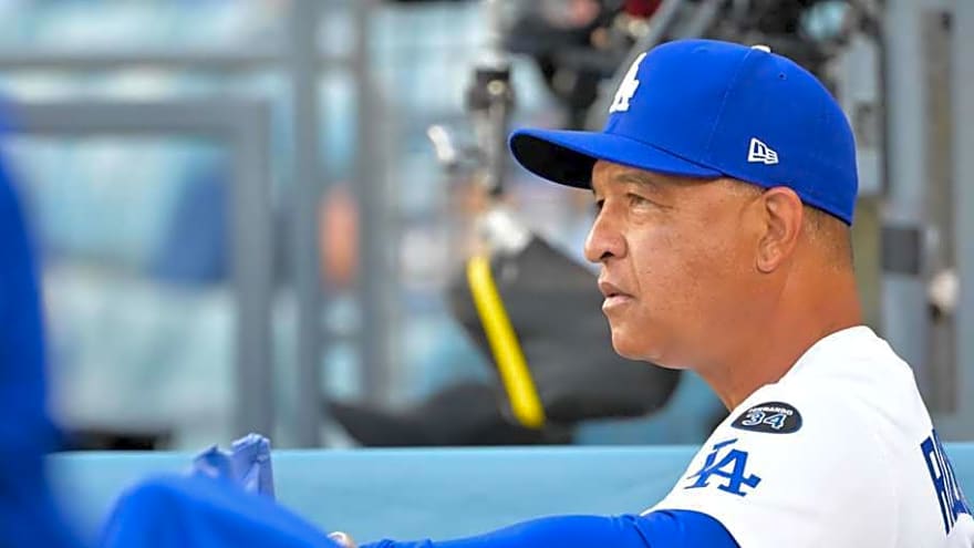 Dodgers&#39; Dave Roberts Makes Concerning Admission About Bullpen