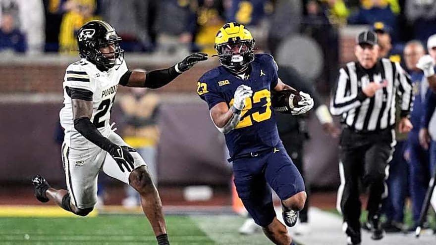 Sherrone Moore explains why he believes Jordan Marshall is built for November football