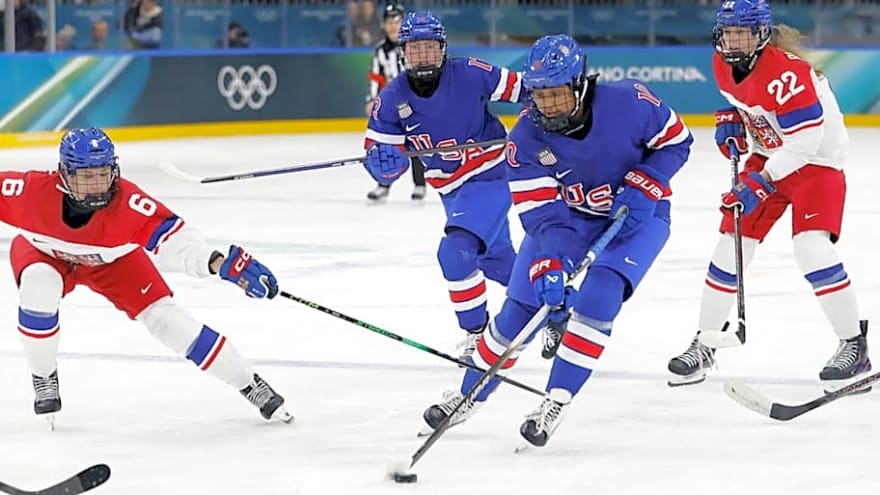 Wisconsin Badgers Olympic update: Knight inches toward record; Watts' delayed debut