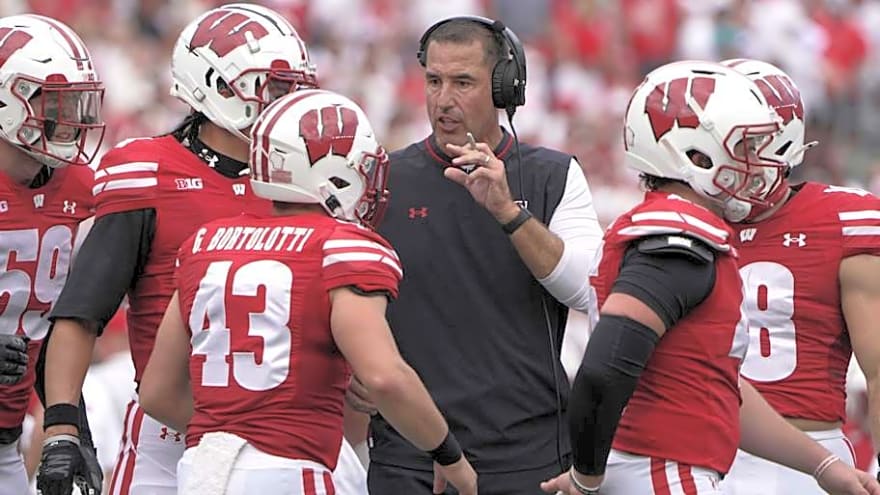 Wisconsin Badgers transfer portal departures pale in comparison to other teams' losses