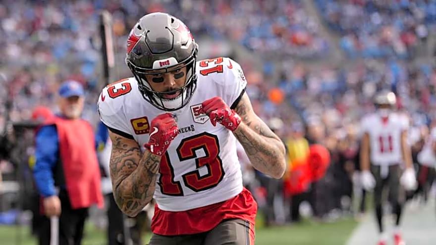 Why Chiefs Should Closely Monitor Mike Evans' Future