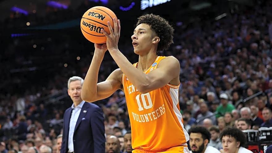 Pelicans Would Be Making a Mistake if They Trade Up for This Prospect