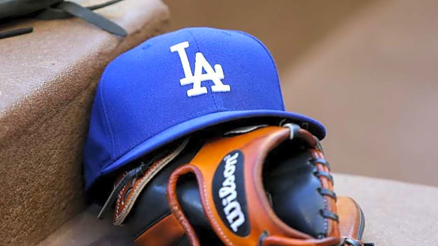 Cardinals Lose 32-Year-Old Pitcher to Dodgers After Indy Ball Stint