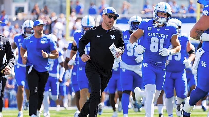 Where Kentucky football stands in this week's AP Poll Top 25